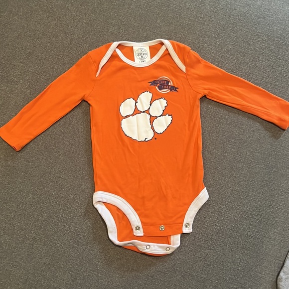 6-9 months 2 piece Clemson Tigers set - Picture 3 of 4